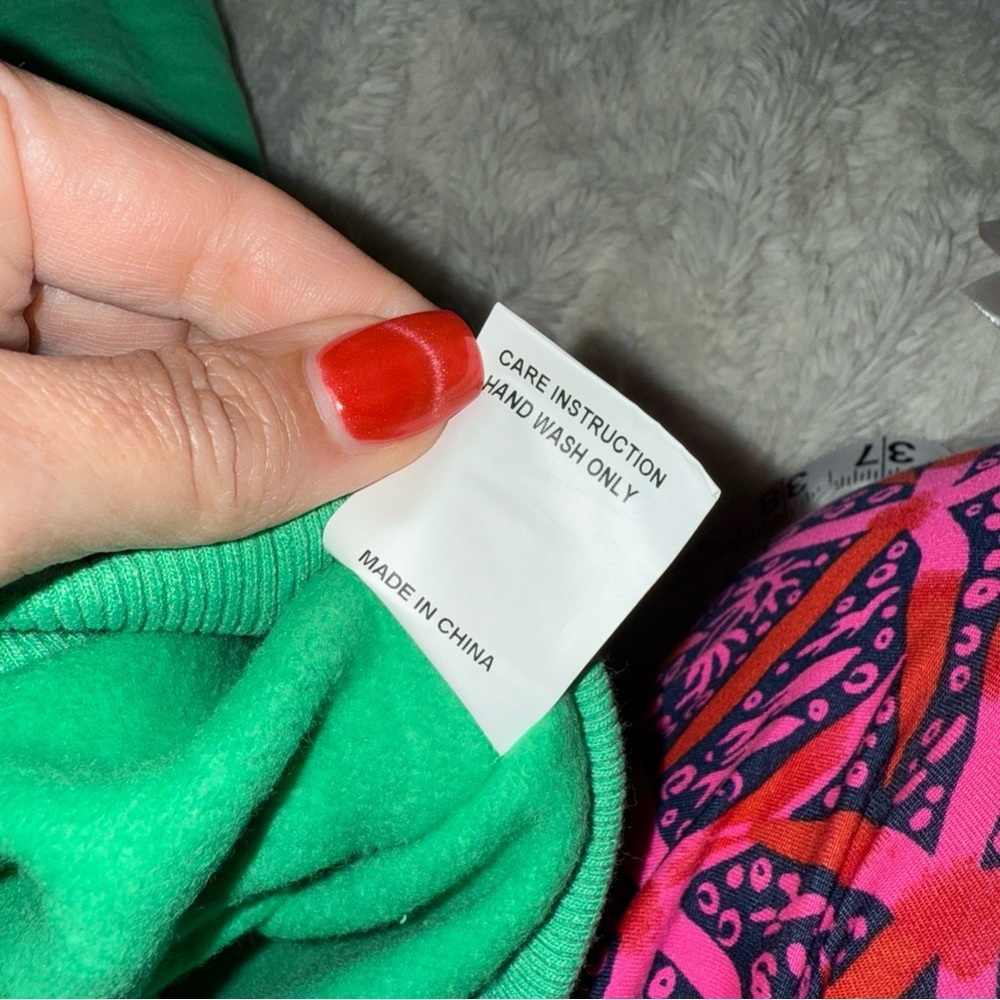 QUEEN OF SPARKLES Bright Green Logo Sweatshirt sprite oversized large l new - Picture 6 of 7